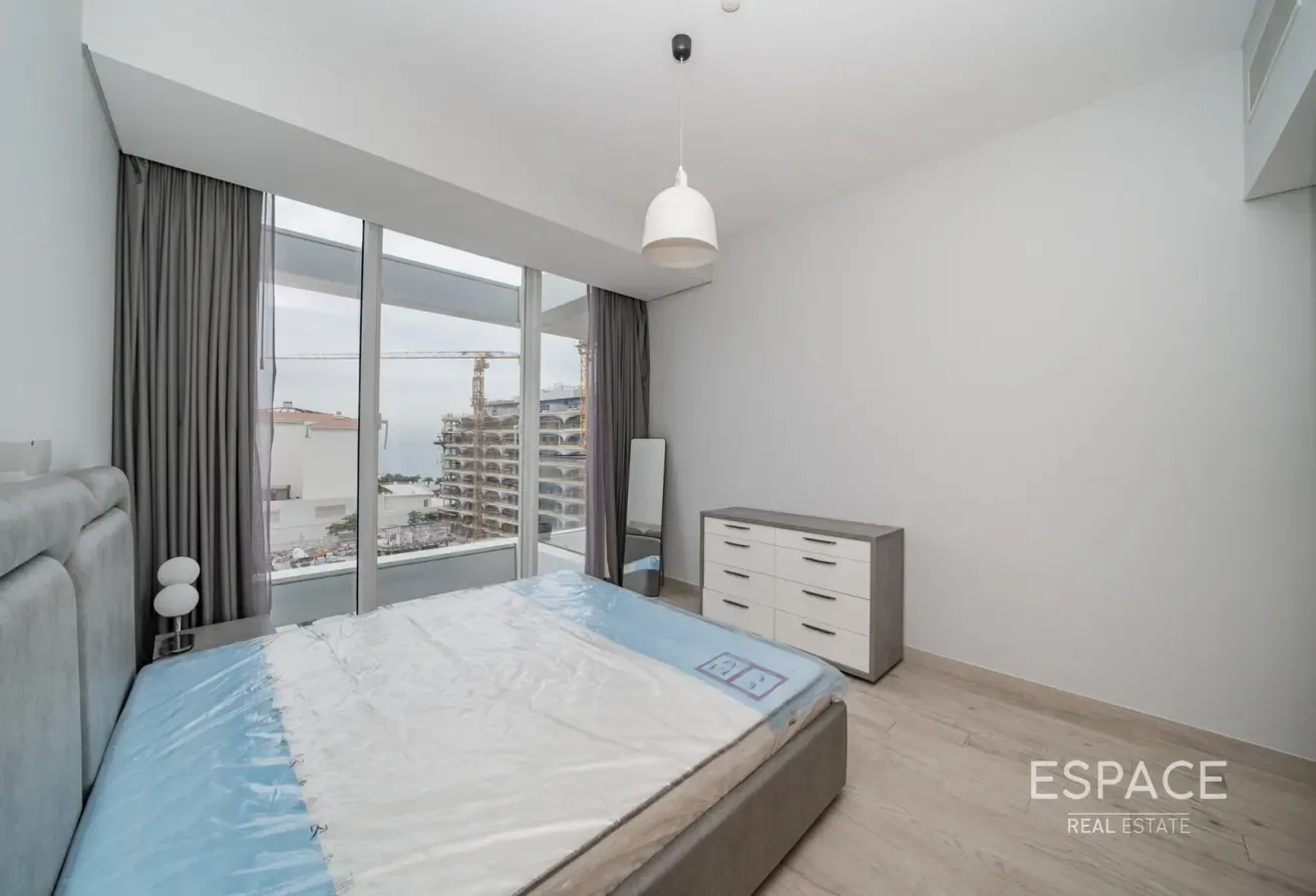 Early Exit Terms |1 Month Free |Sea View