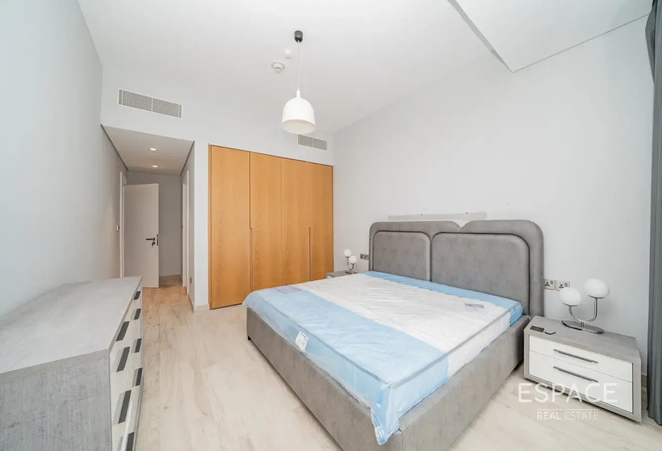Early Exit Terms |1 Month Free |Sea View