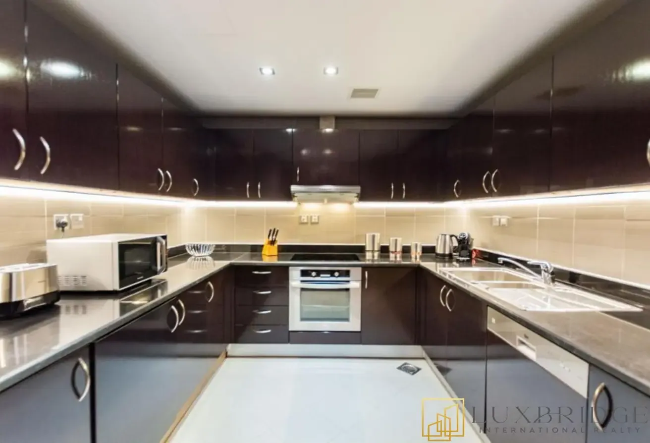 Luxury 1BR | Prime Location | Burj Al Arab View