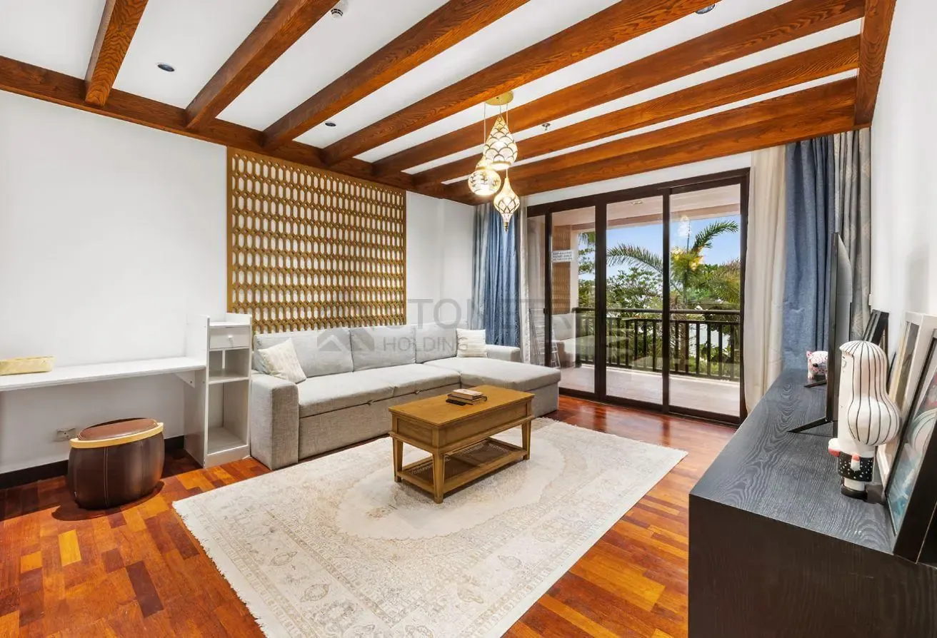 Spacious 1 BR | Fully-Furnished | Prime Location