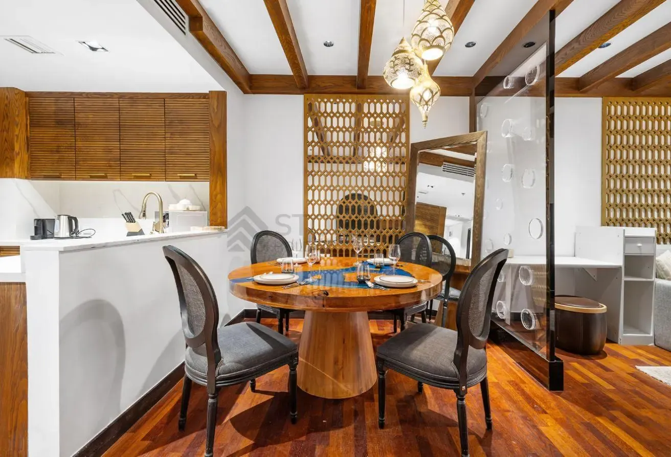 Spacious 1 BR | Fully-Furnished | Prime Location
