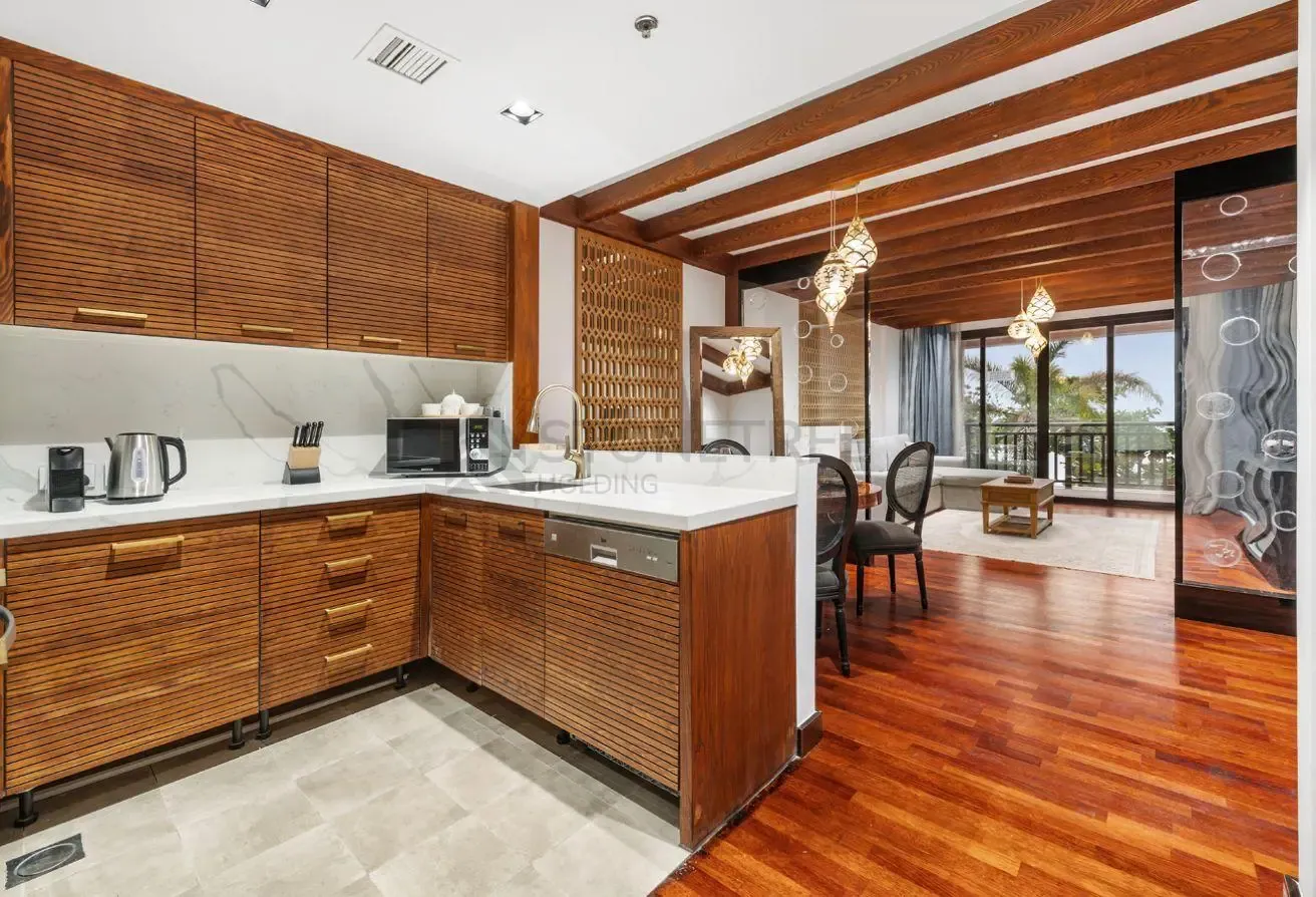 Spacious 1 BR | Fully-Furnished | Prime Location