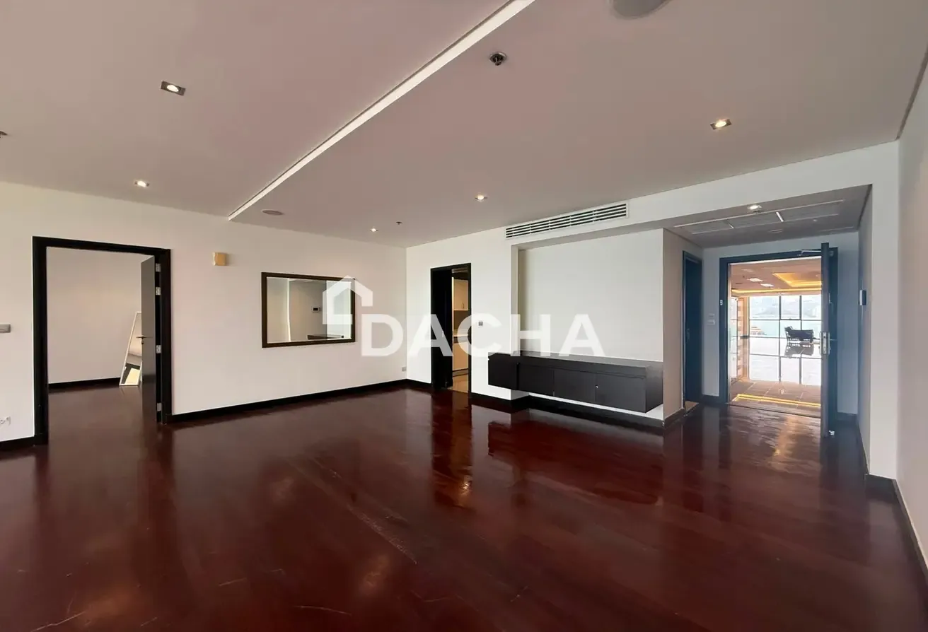 Unfurnished | High Floor | Full Sea View