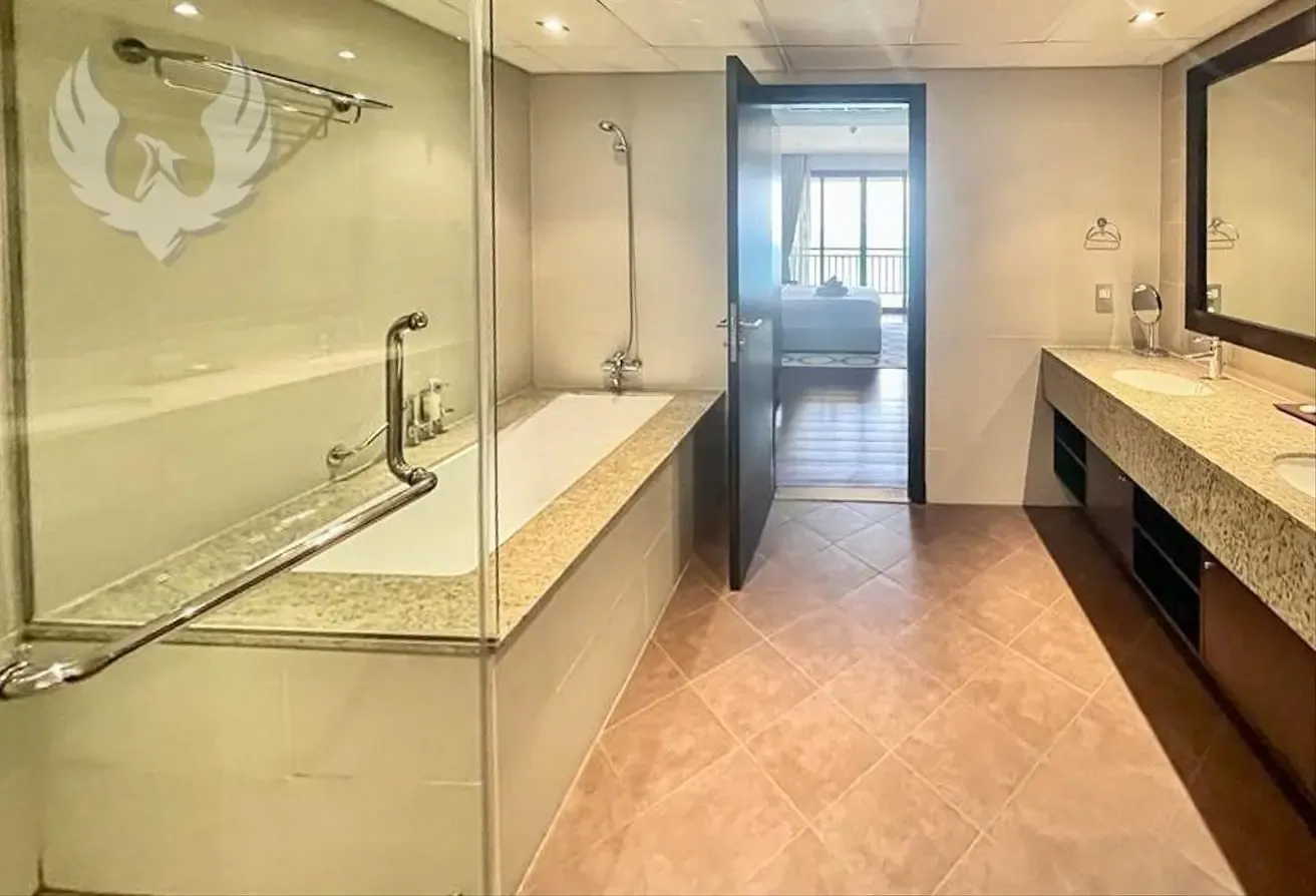 Vacant |  Furnished |  Full Sea View
