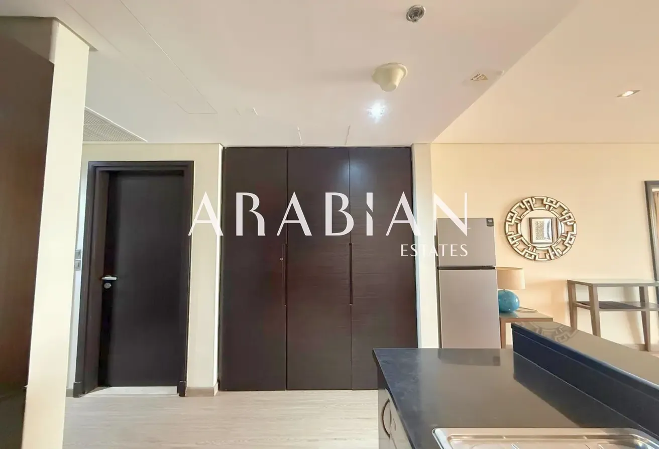 Large 1BR | Beachfront Living | Palm Jumeirah