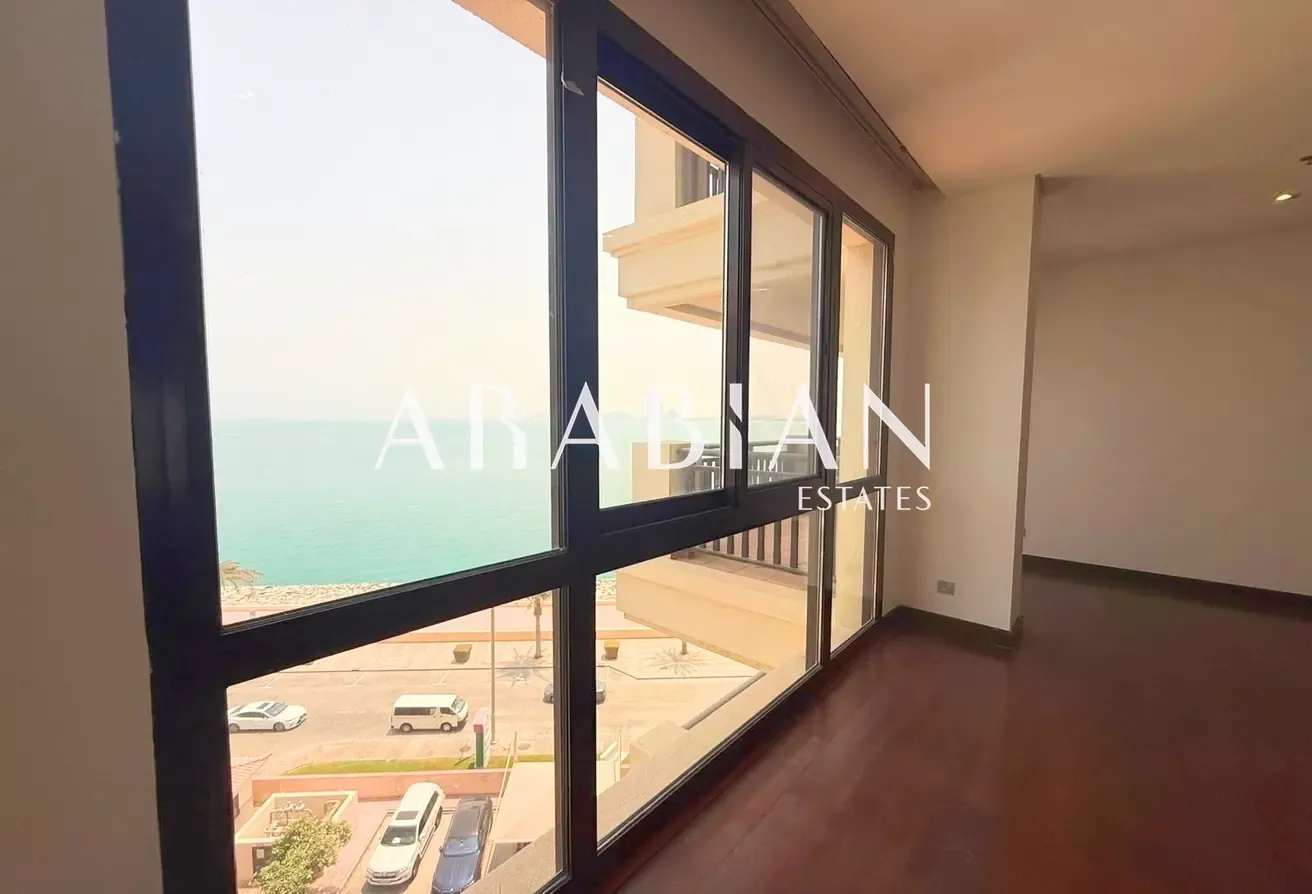 Spacious 1BR | Unfurnished | Prime Palm Jumeirah
