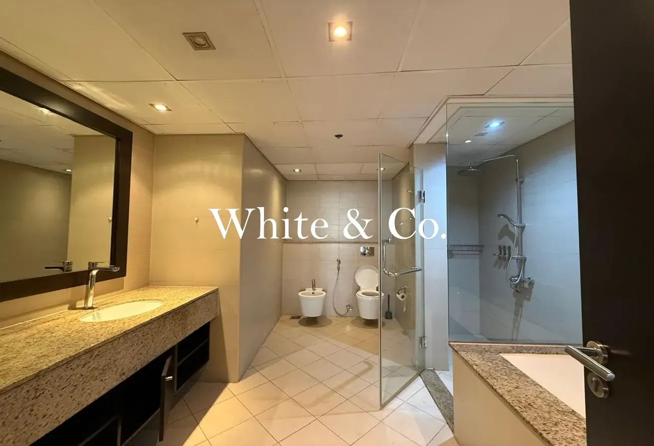 Unfurnished 1 Bed | Sea Views | Vacant Now