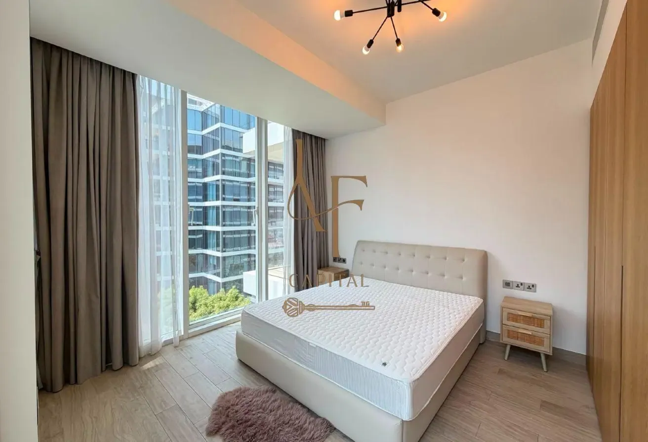 1 BR Apartment with Water View in Palm Jumeirah