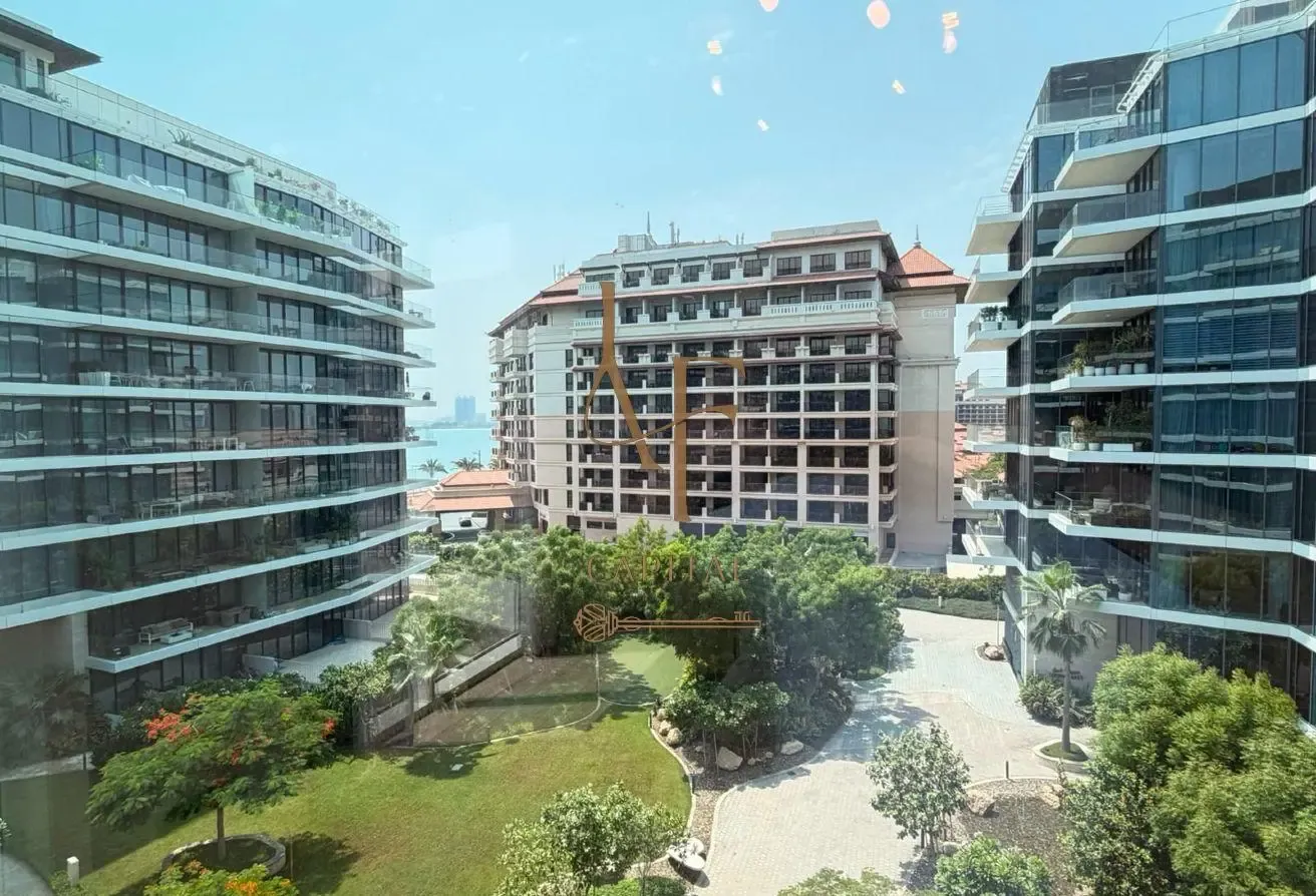 1 BR Apartment with Water View in Palm Jumeirah