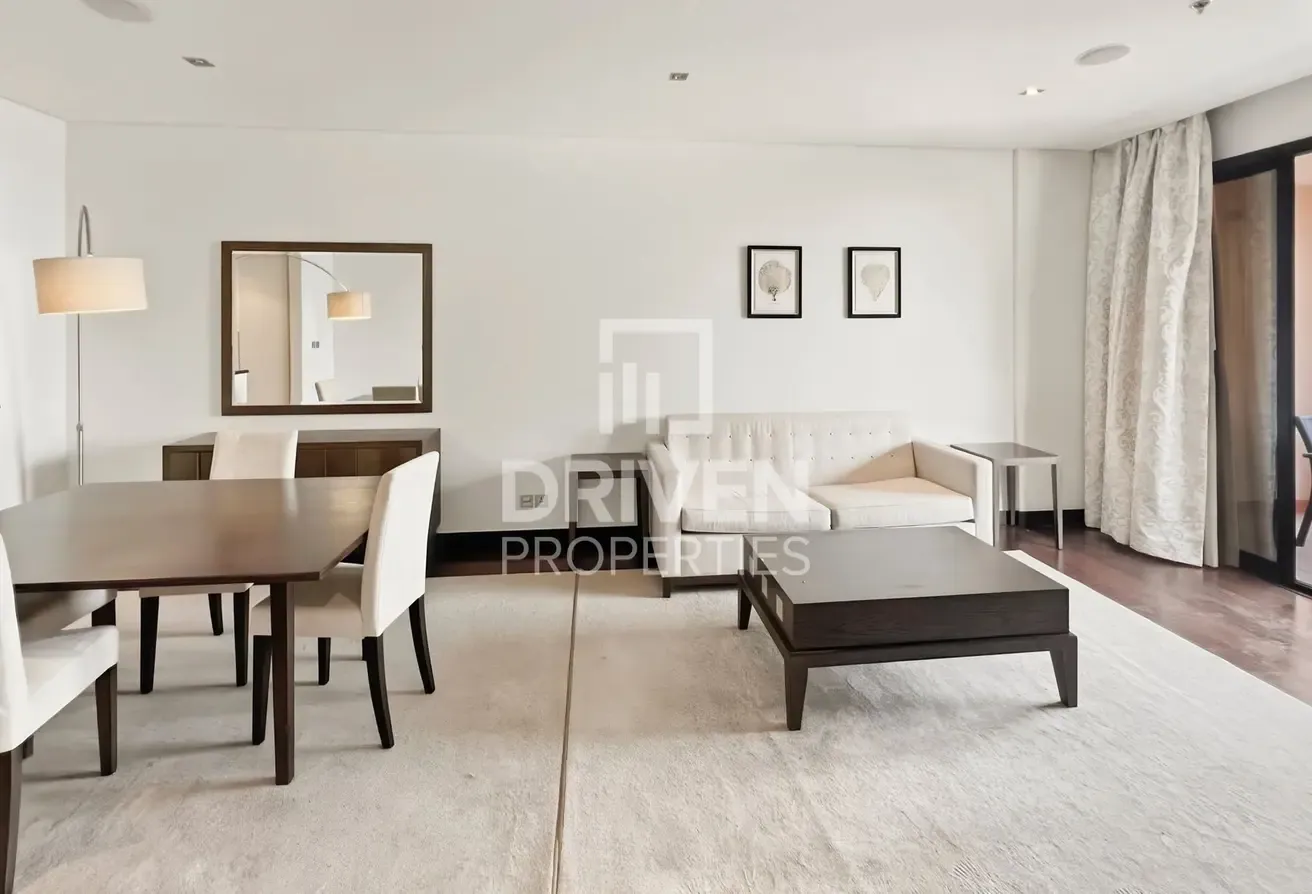 Sea View | Private Beach Access | Large Layout