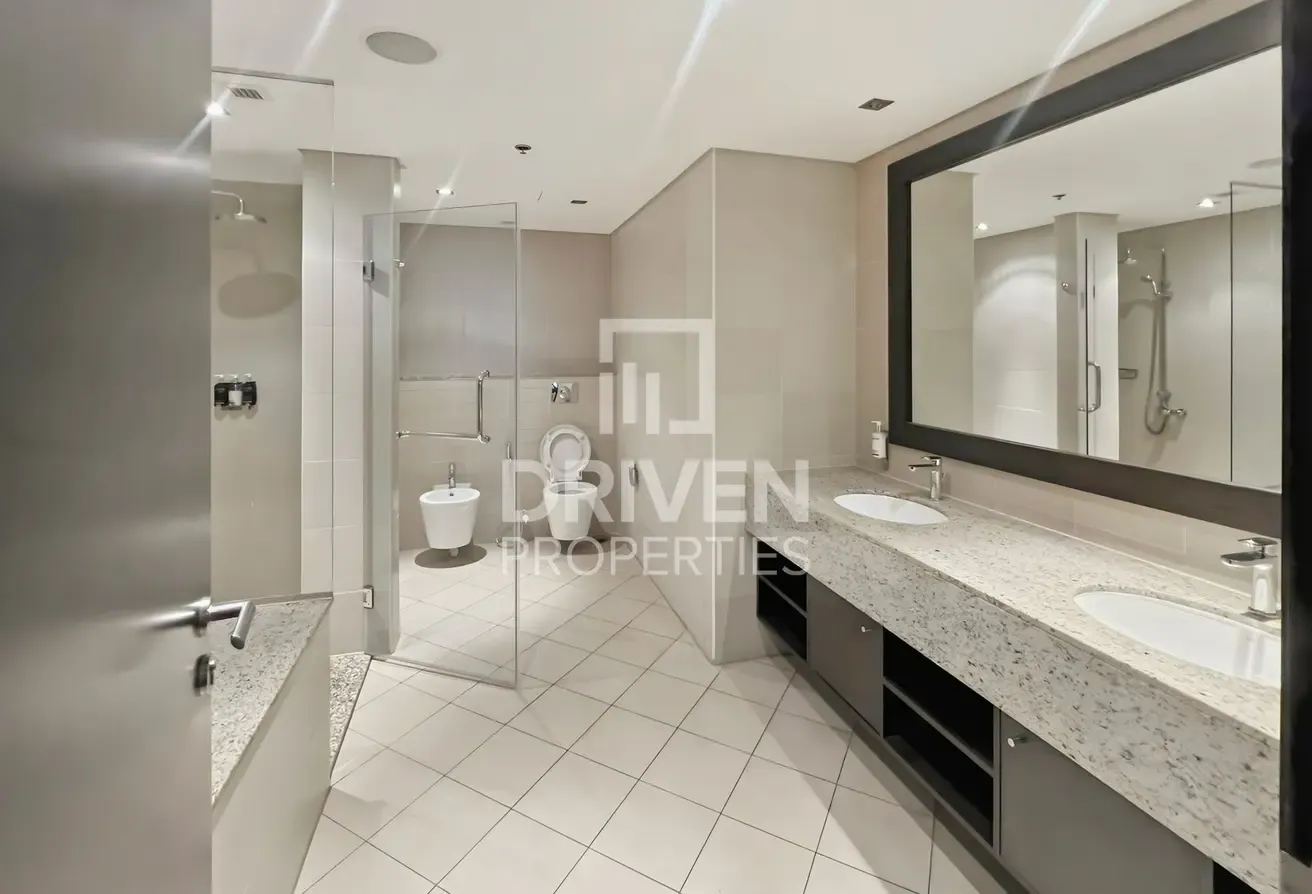 Sea View | Private Beach Access | Large Layout