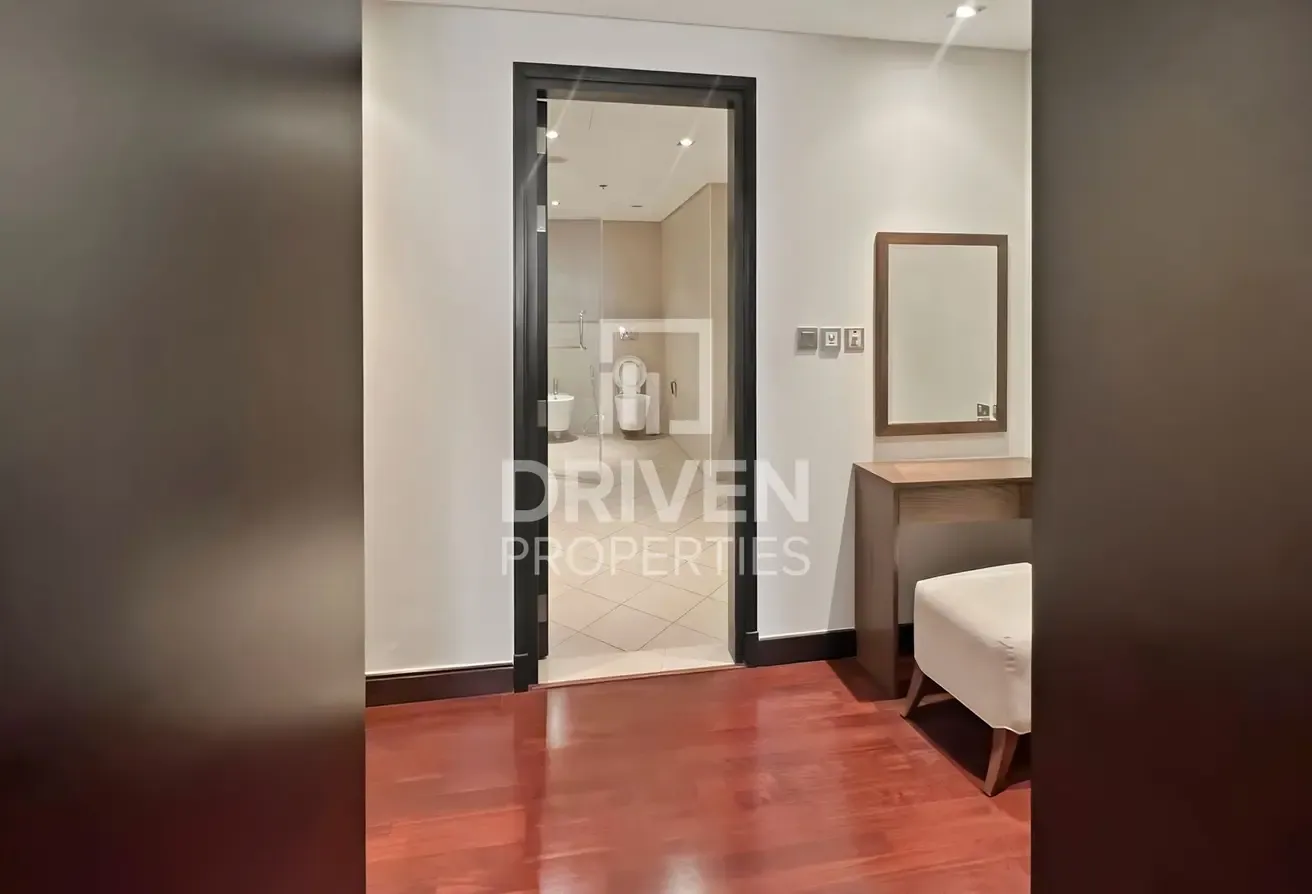 Sea View | Private Beach Access | Large Layout