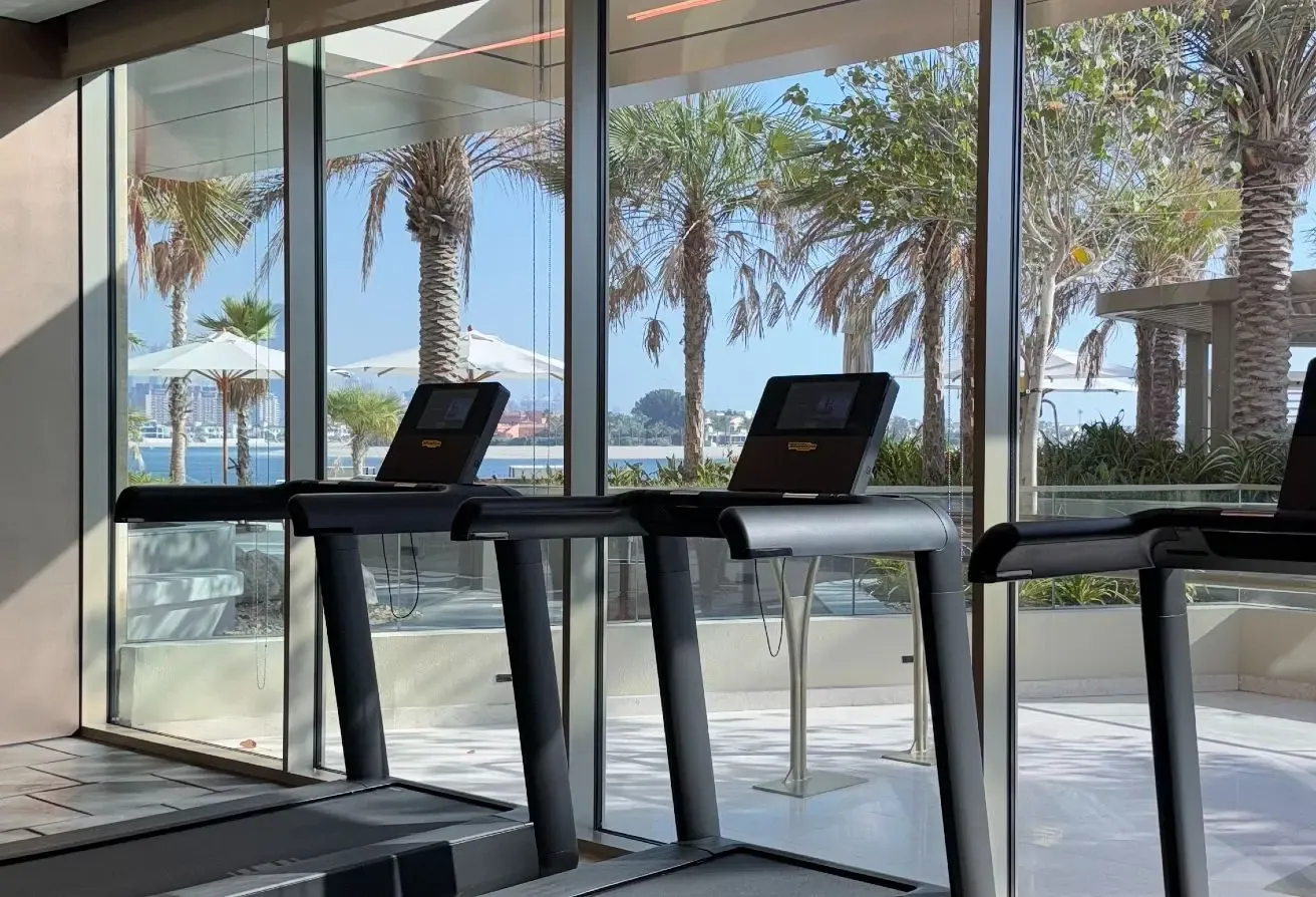 Direct Sea Access/ Flexible checks/Fully Furnished