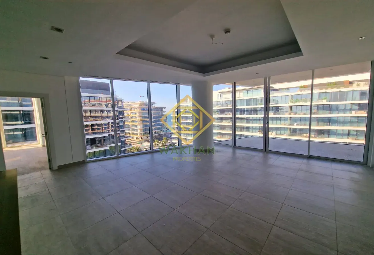 Exclusive | Sea View | Ready to Move In