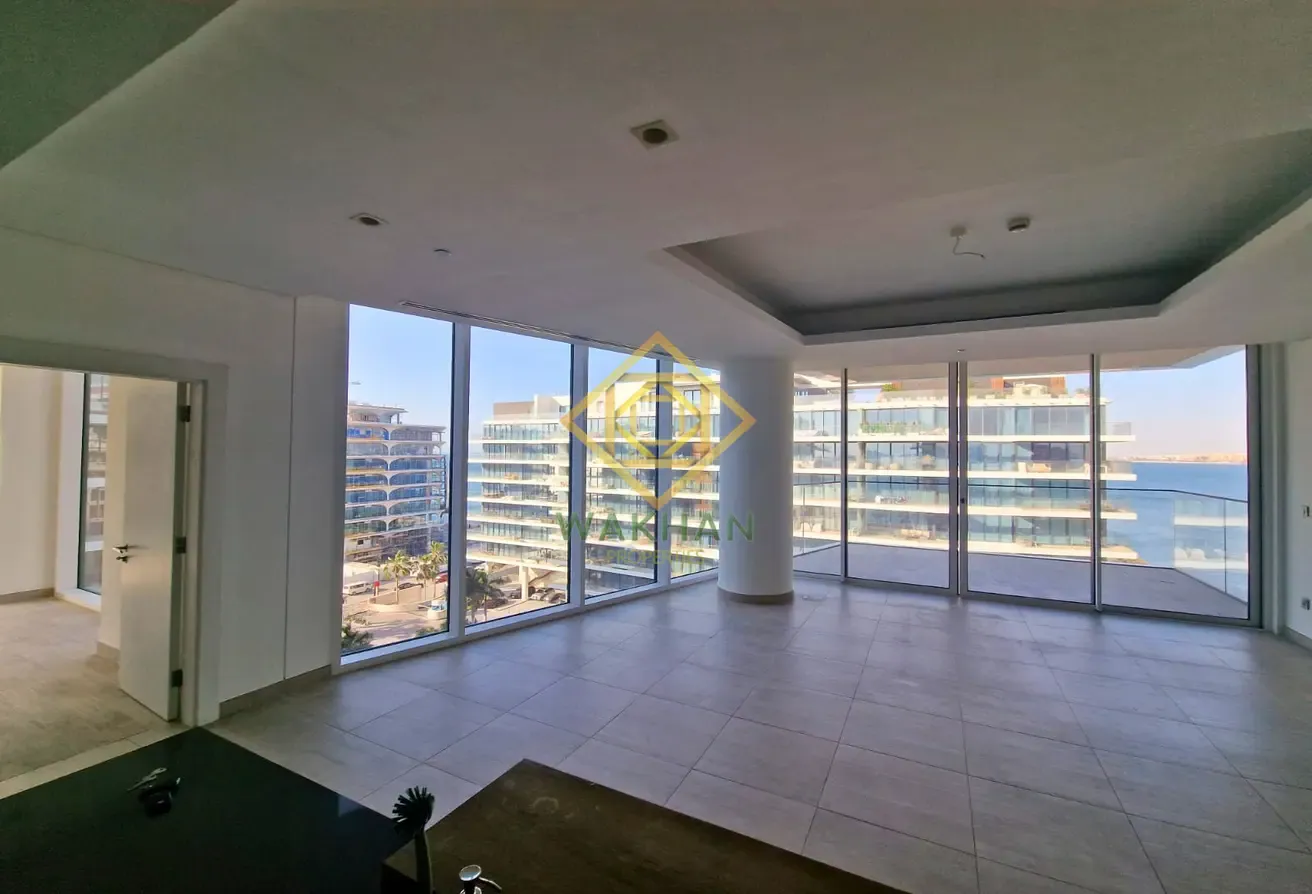 Exclusive | Sea View | Ready to Move In