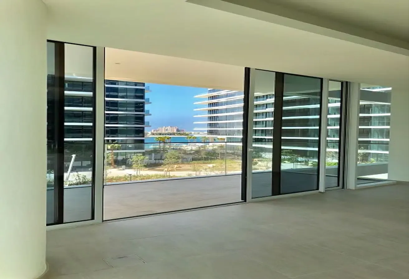 Refined Coastal Living | One-Bedroom Apartment