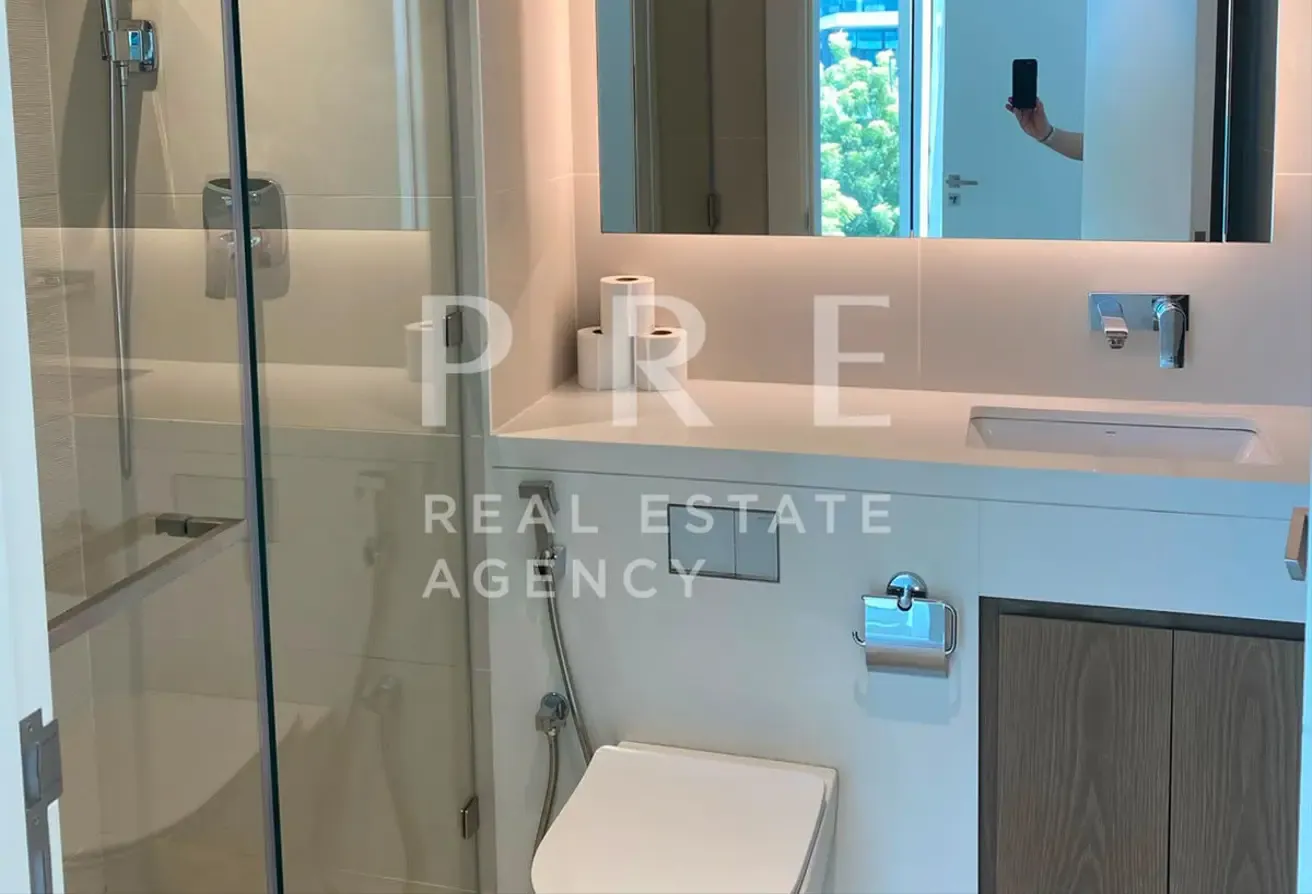 Refined Coastal Living | One-Bedroom Apartment