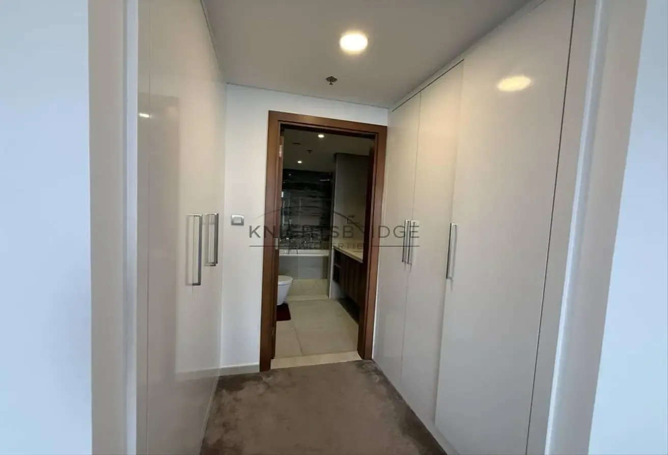 Modern | Furnished | Direct Beach Access