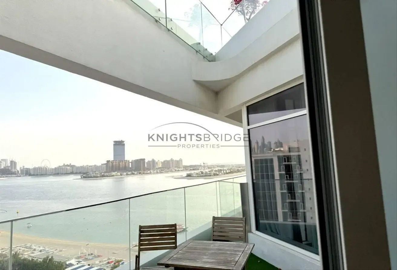 Modern | Furnished | Direct Beach Access