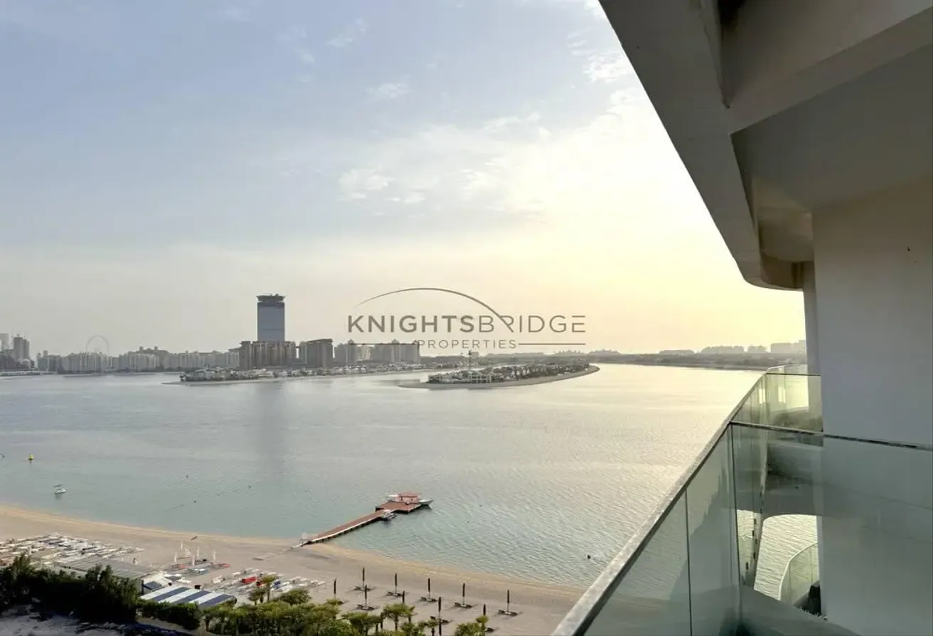 Modern | Furnished | Direct Beach Access