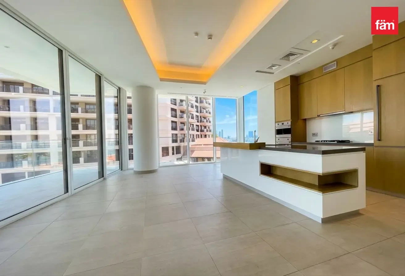 Ready to Move In | Sea View | Low Floor