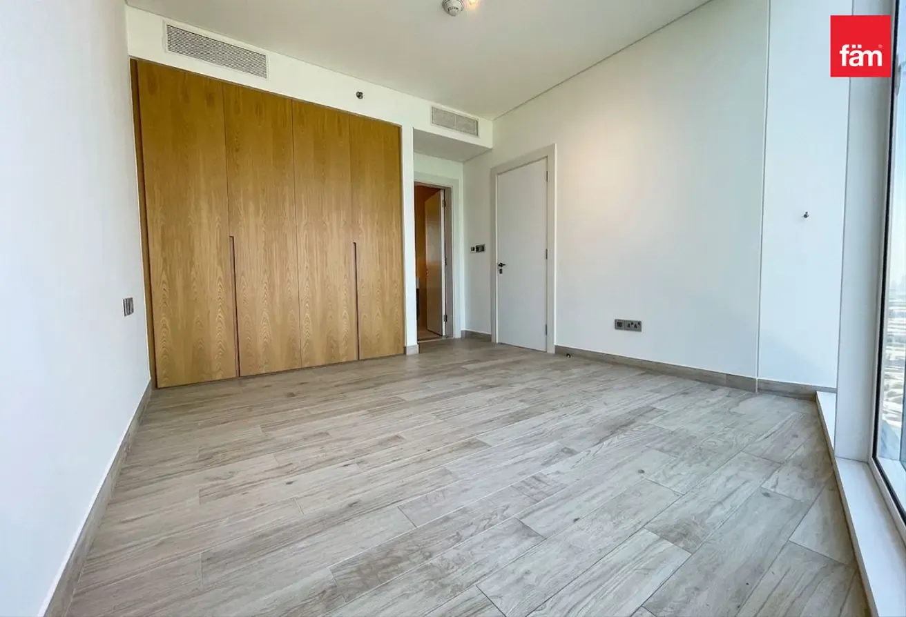 Ready to Move In | Sea View | Low Floor