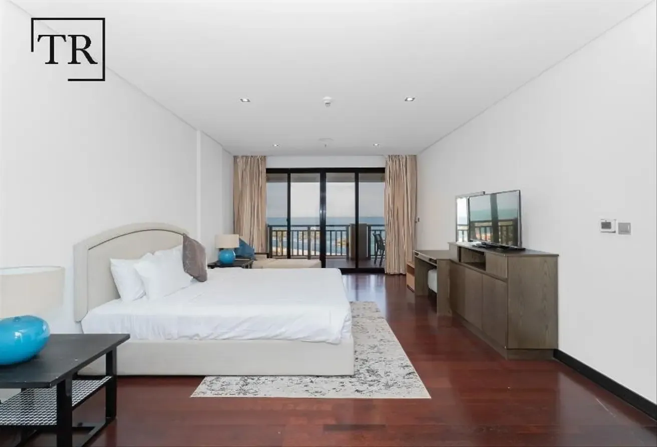 Sea View | Furnished | Resort Living | Middle Unit