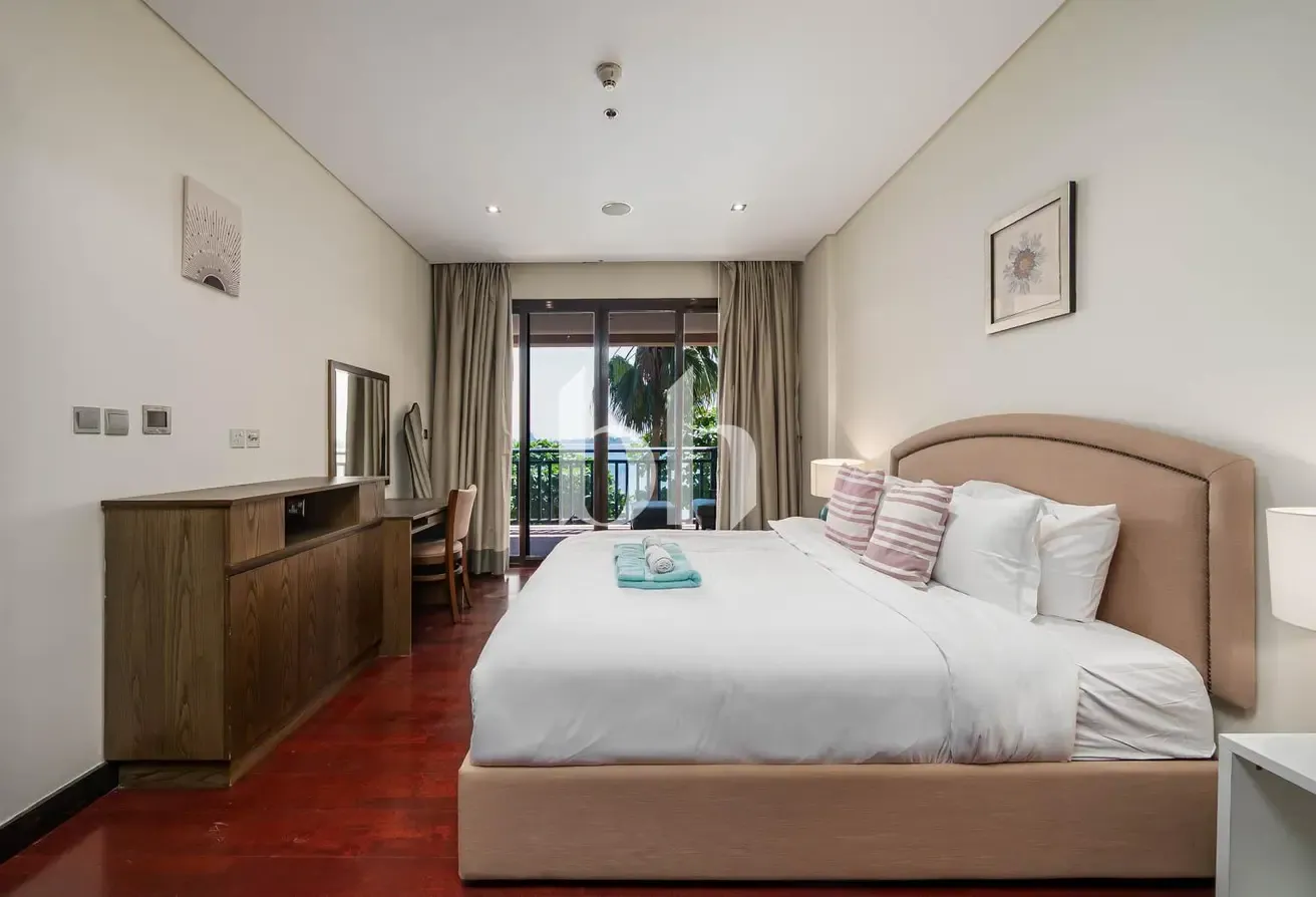Burj Views | Large Layout | Low Floor