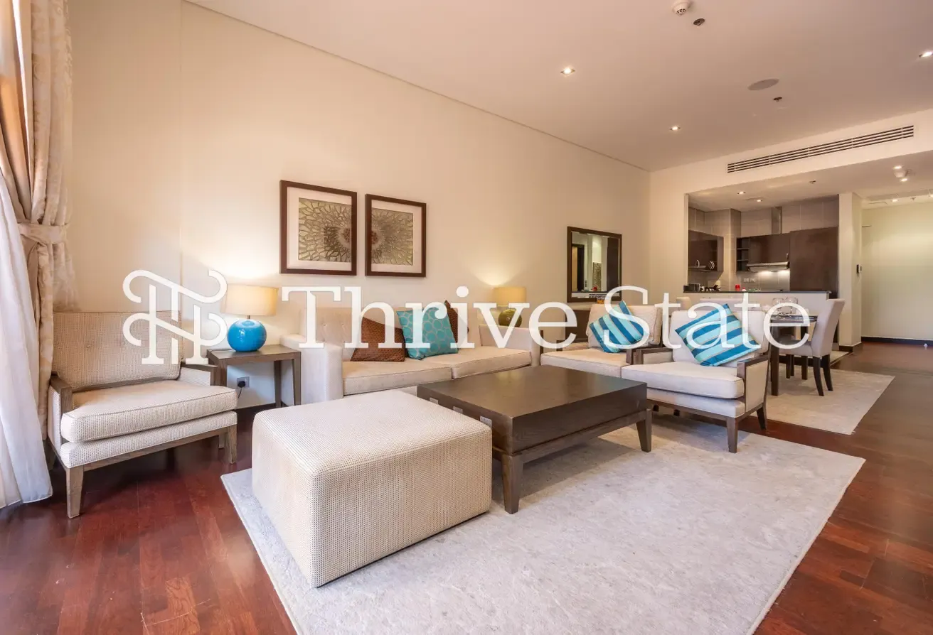 Palm View | Furnished | Upgraded | Beach Access