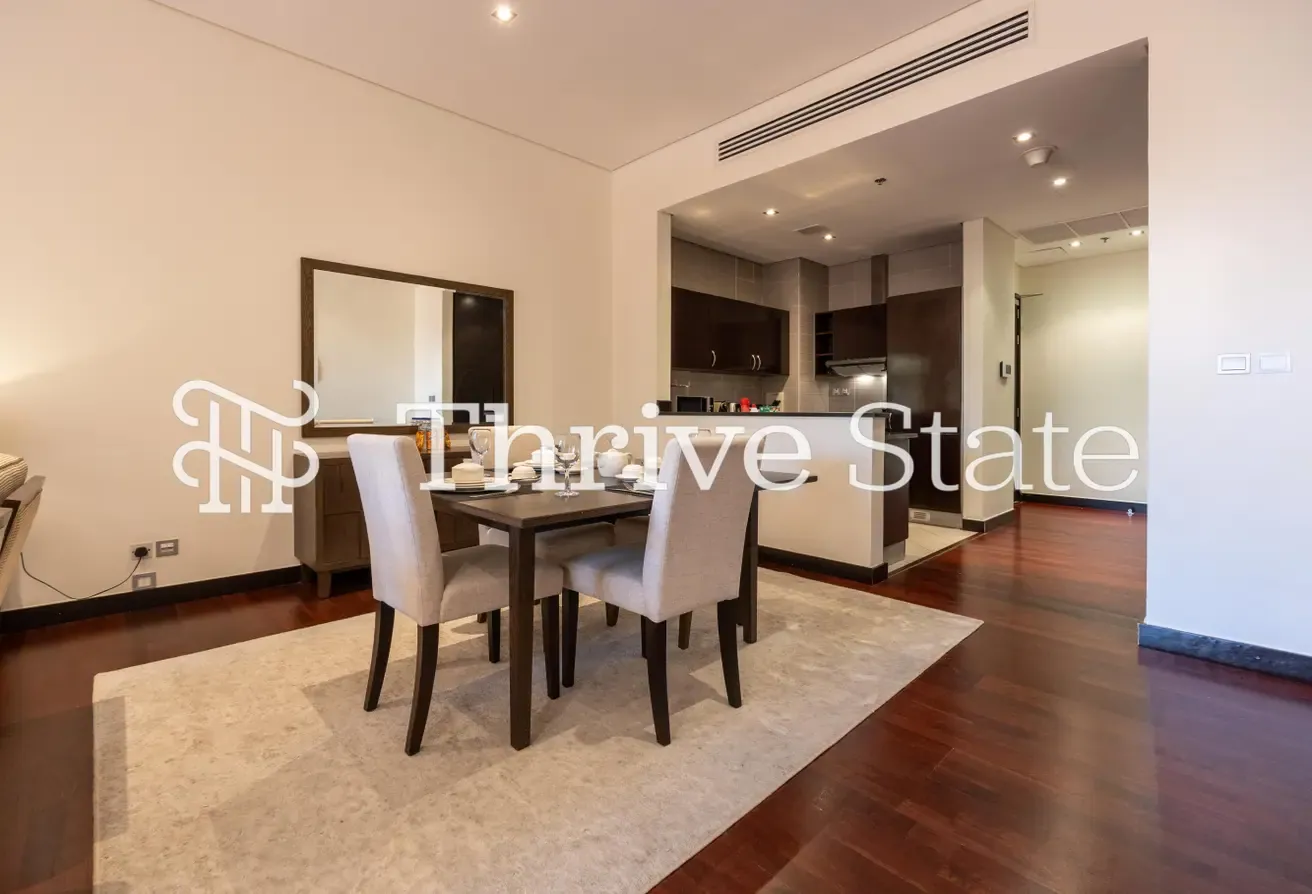 Palm View | Furnished | Upgraded | Beach Access