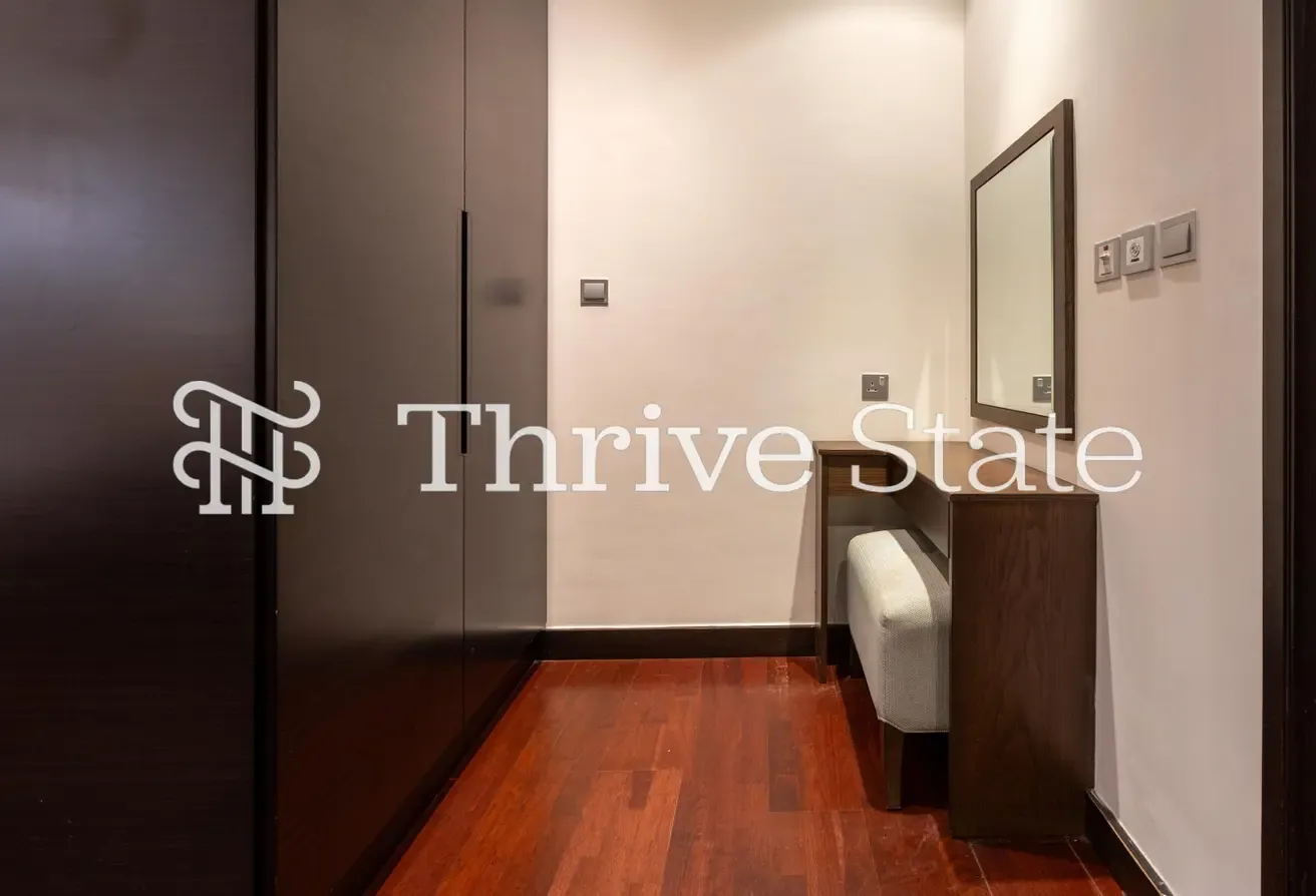 Palm View | Furnished | Upgraded | Beach Access
