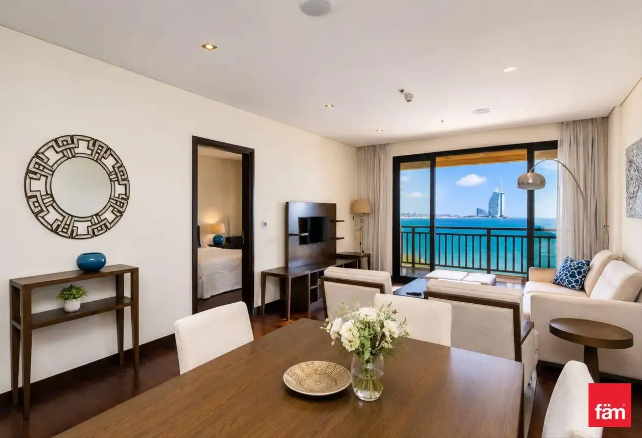 Burj Khalifa / Burj al Arab views|Anantara resort