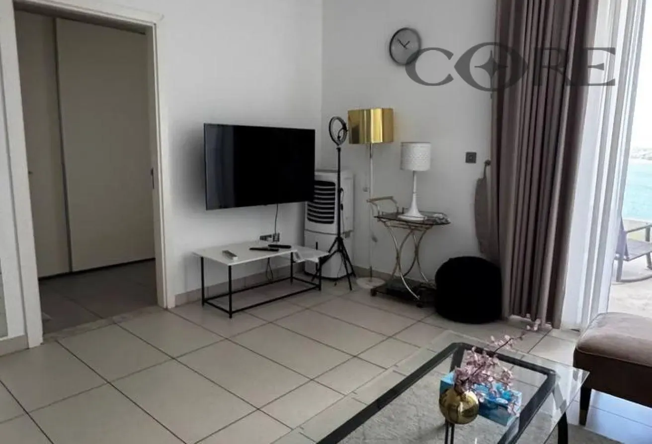 1BR IN ROYAL BAY, PALM JUMEIRAH | BEACHFRONT