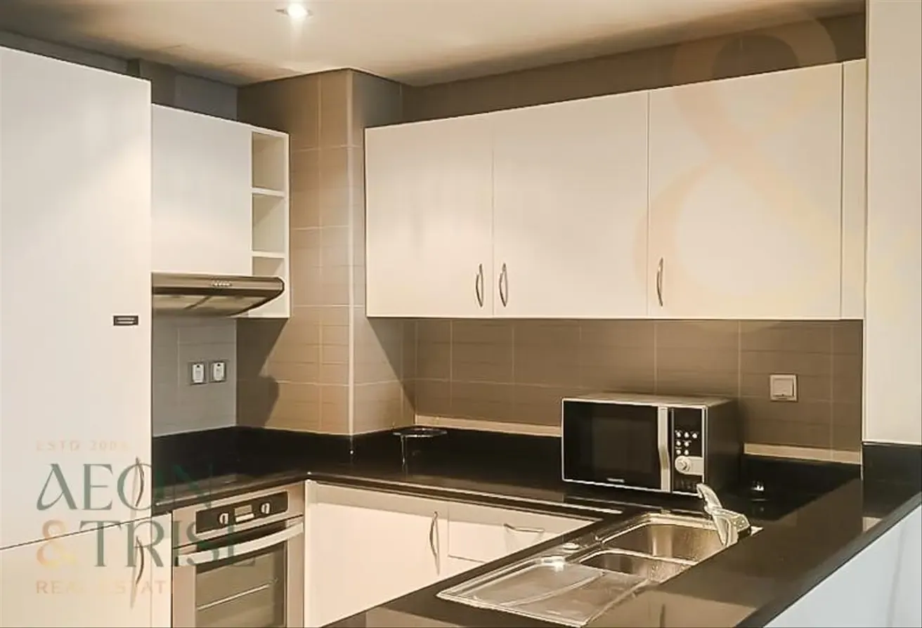 Standard Living Heart of Palm Jumeirah 1 BHK