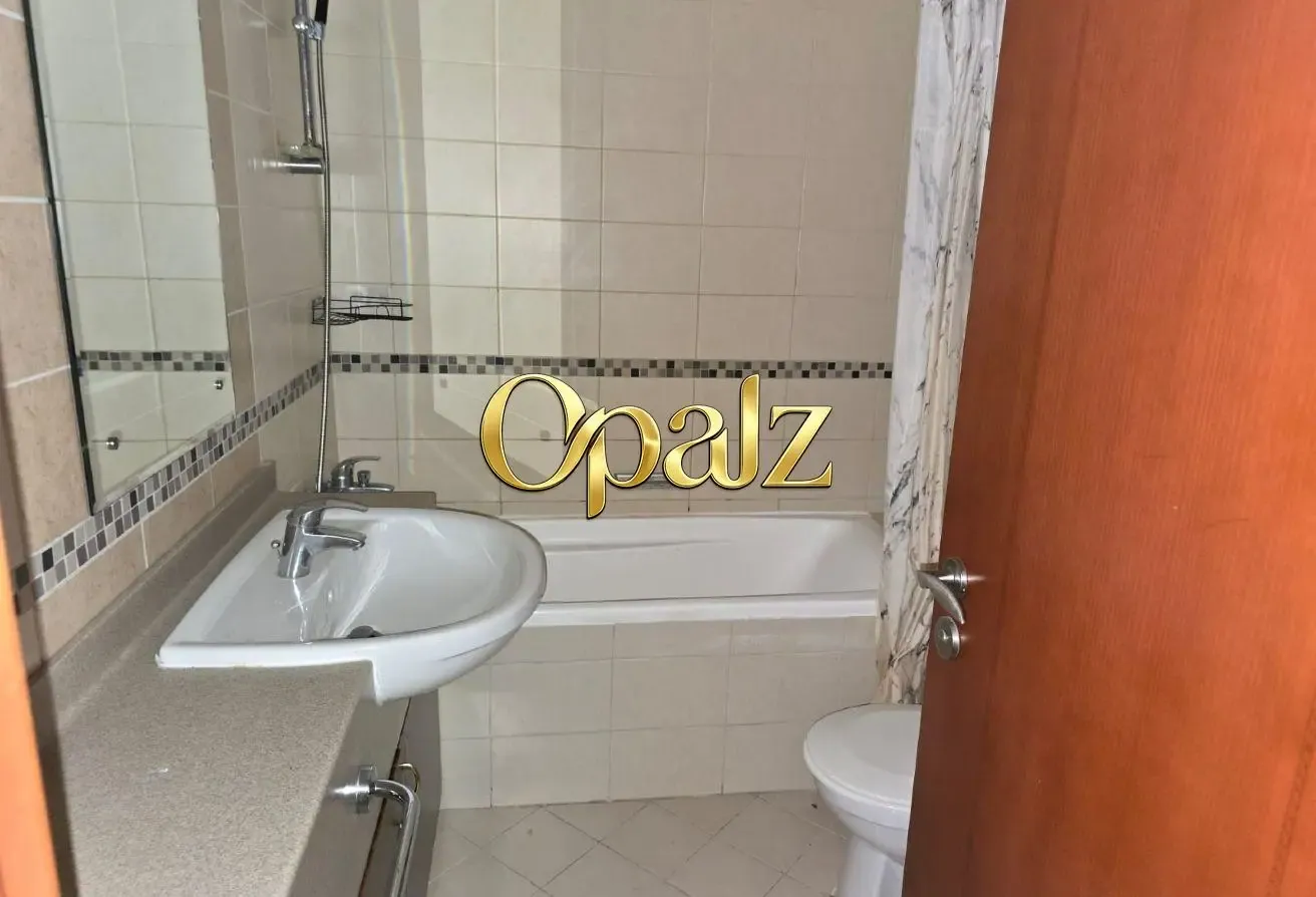 Elegant 2BR Balcony Parking Chiller free Gym Pool