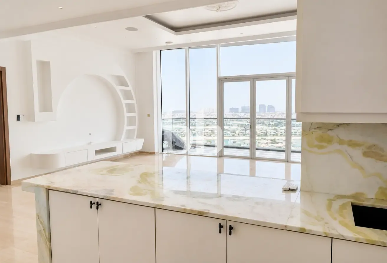 Fully Upgraded | Vacant | Sea View | Private Beach