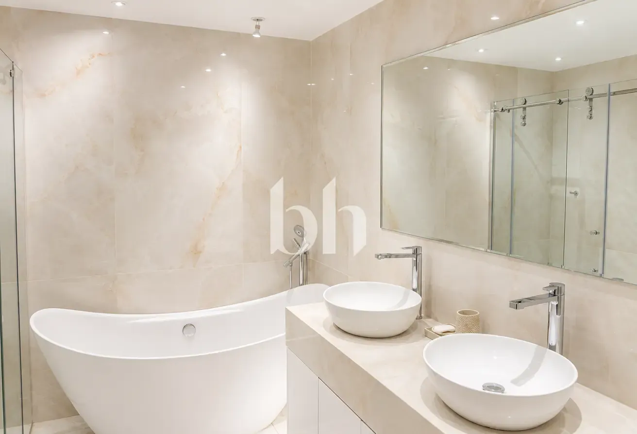 Fully Upgraded | Vacant | Sea View | Private Beach