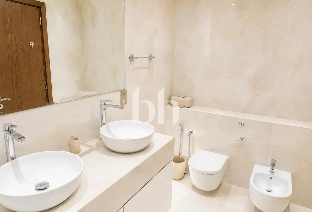 Fully Upgraded | Vacant | Sea View | Private Beach
