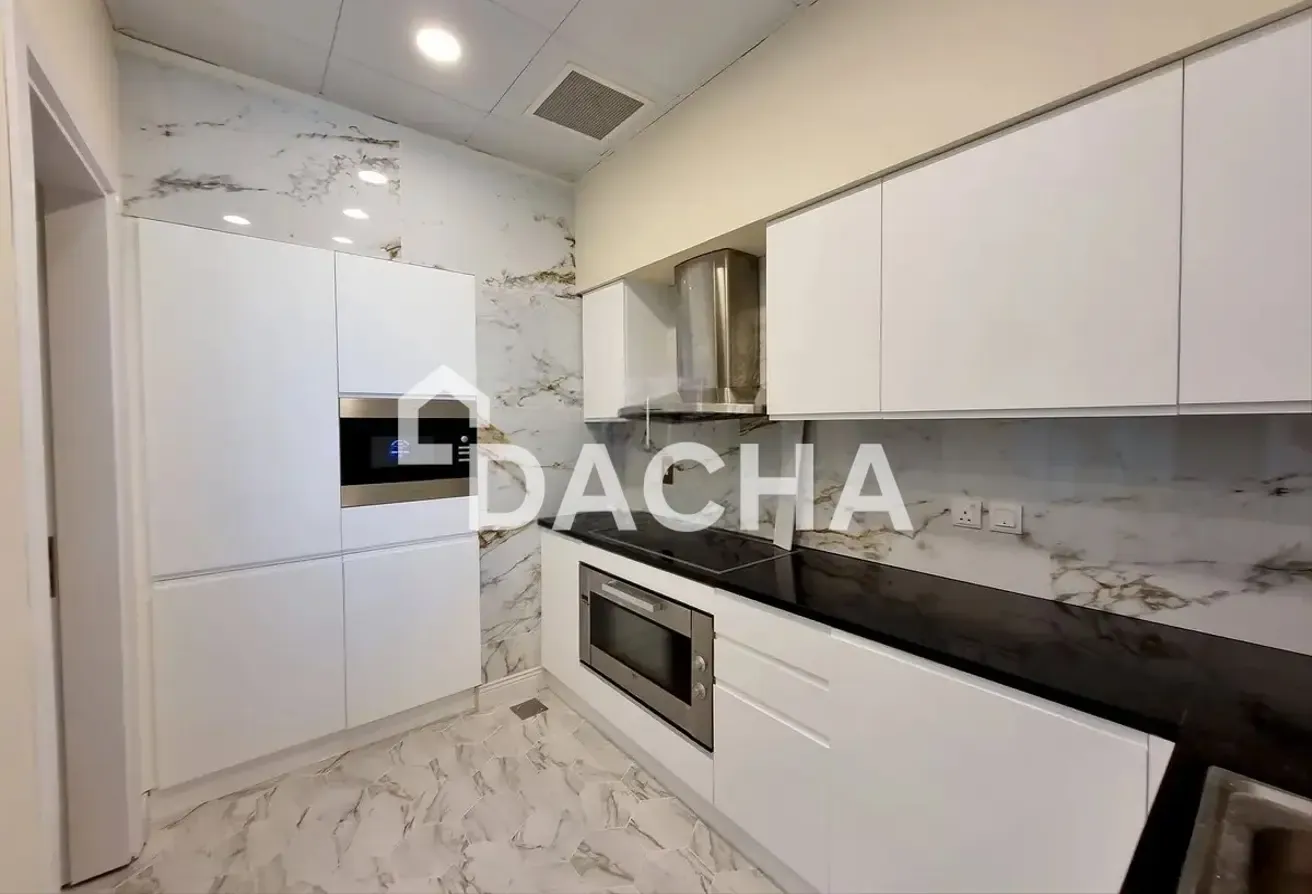 Sea Views | Upgraded Unit | Private Beach