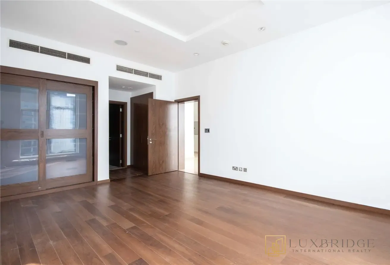 Unfurnished | Vacant | New Appliances