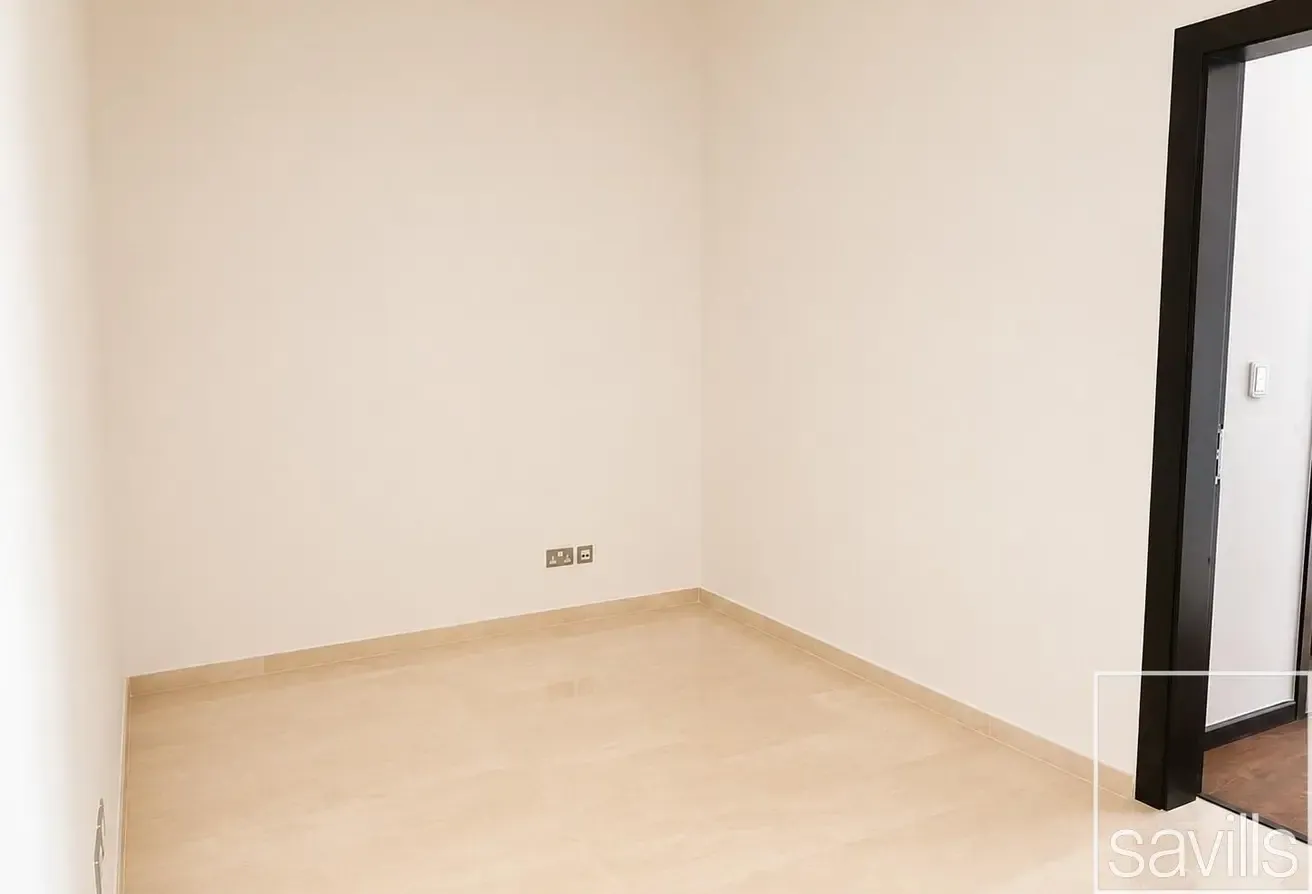 Dual View | High Floor | Vacant