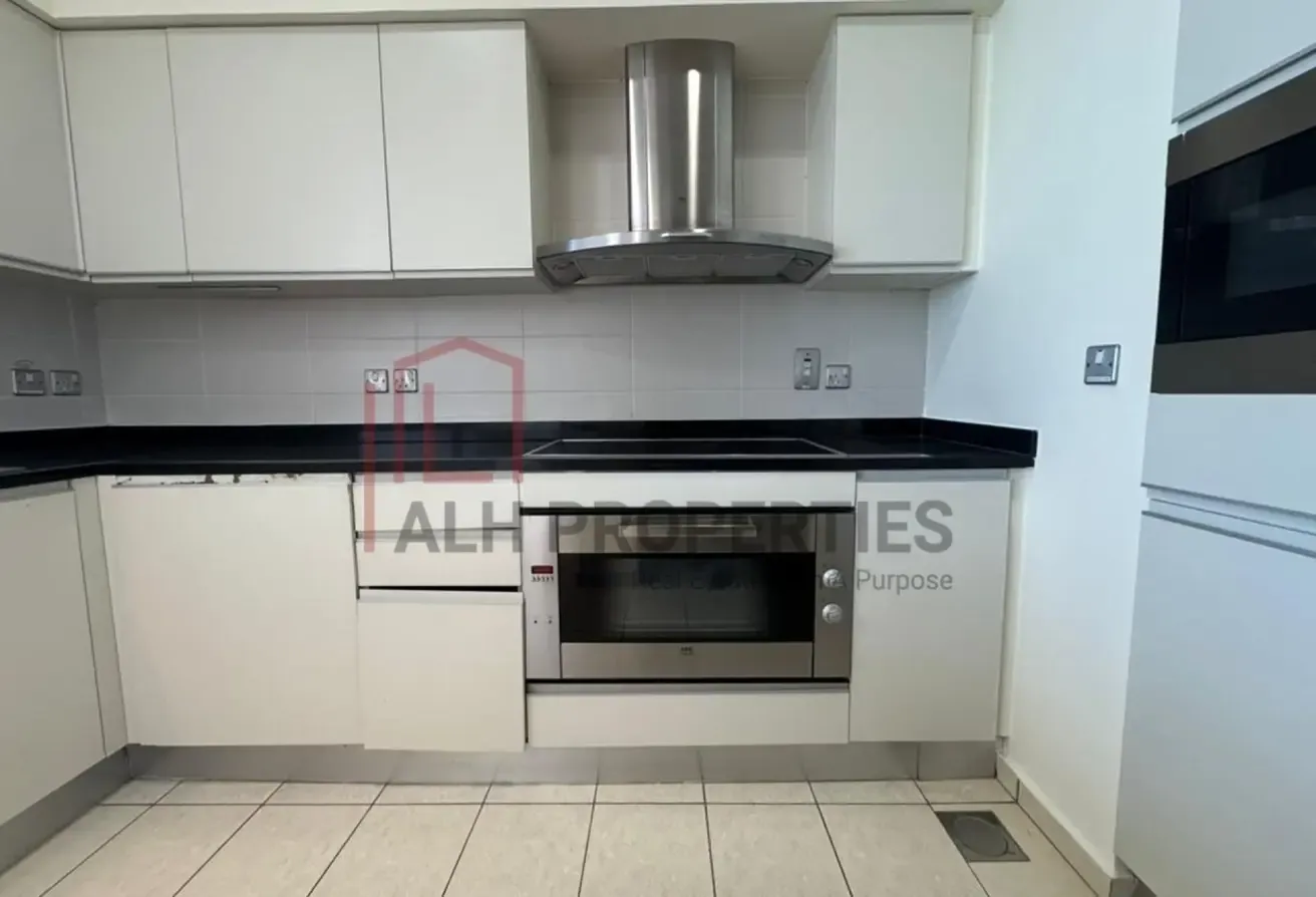 High Floor | Vacant | Dual Atlantis Views