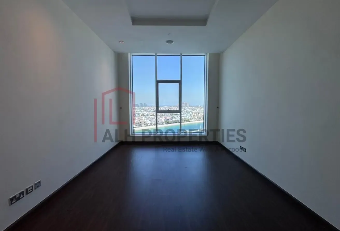 High Floor | Vacant | Dual Atlantis Views