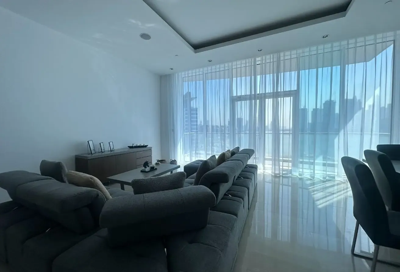 Stylishly Furnished 1 Br | Sea and Skyline view