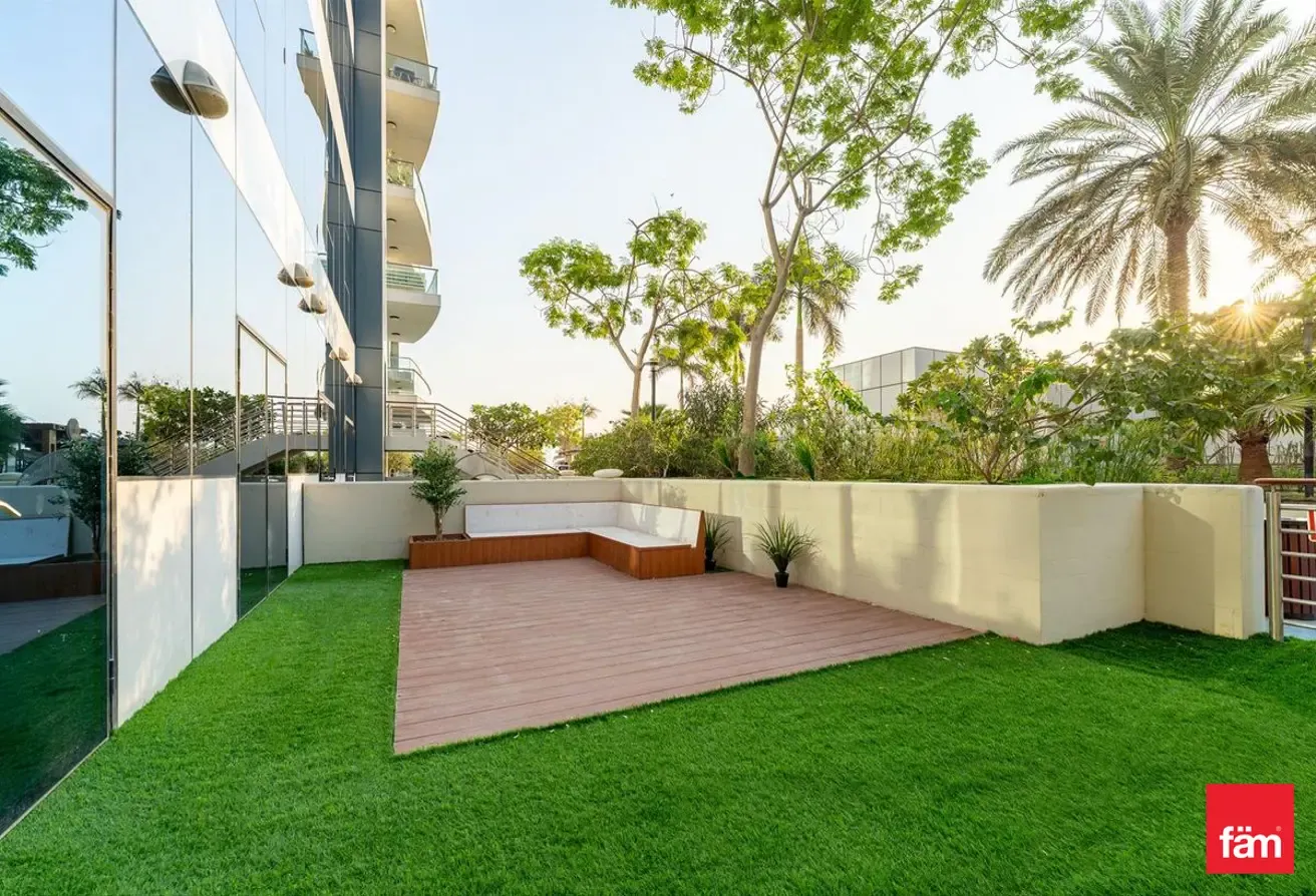 Upgraded To Br | Garden Terrace | Negotble