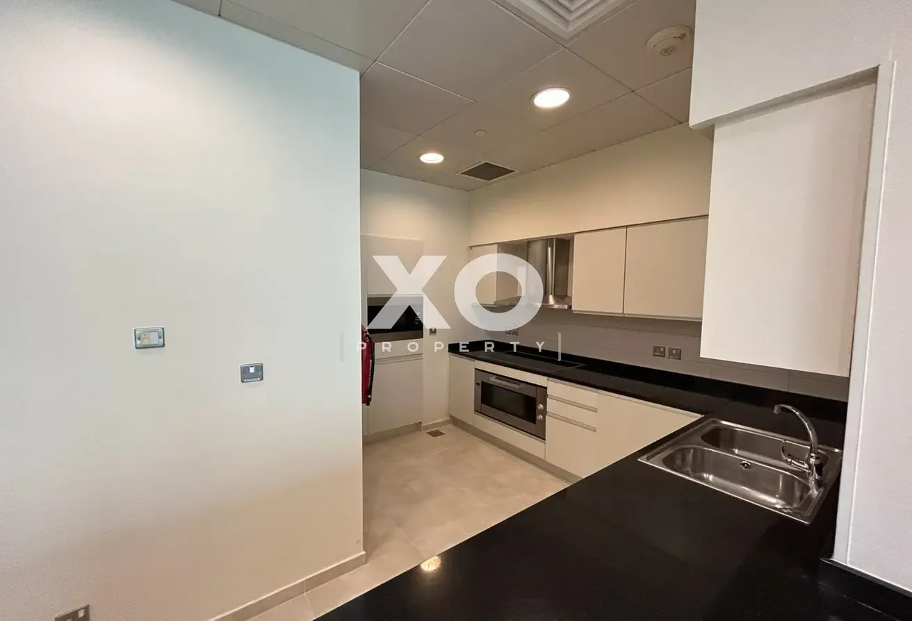 2 Bed + Study | Unfurnished | Vacant Now