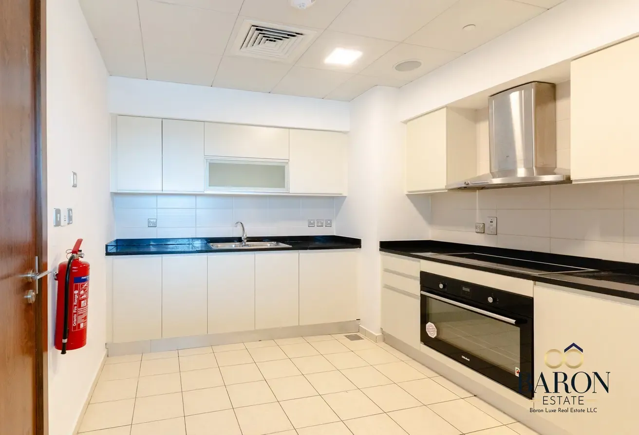 Sea View | Vacant | High Floor