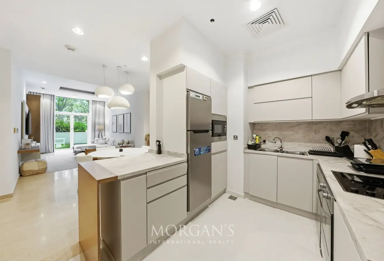 1BR Apartment | Spacious Layout | Sea View