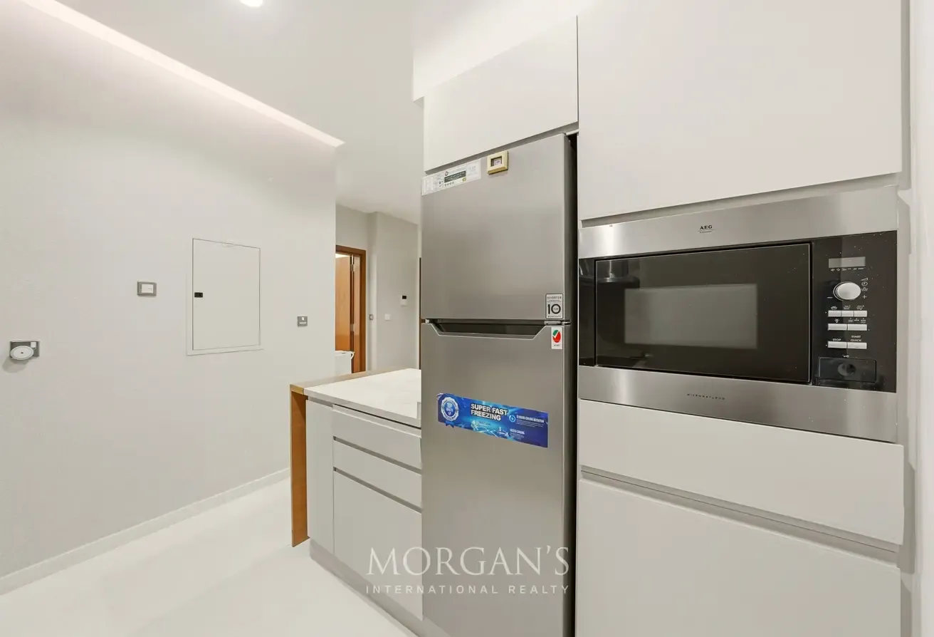 1BR Apartment | Spacious Layout | Sea View