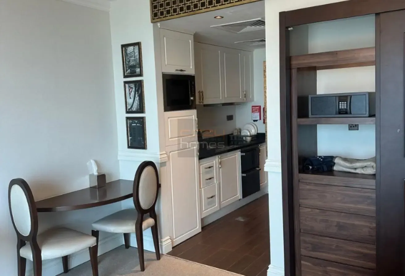 Palm & Sea View I Luxury Studio I Prime Location